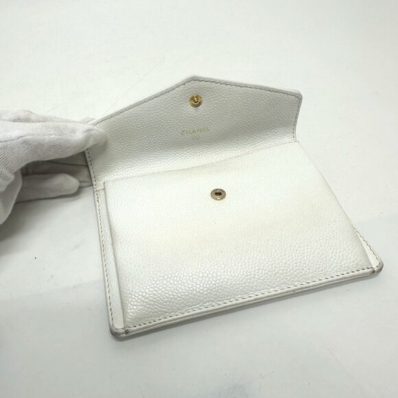 CHANEL Authentic White Caviar Leather Logo Wallet - Picture 8 of 15
